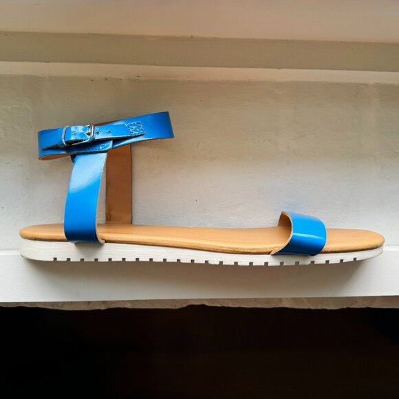 J.Crew | Blue patent leather sandals in Size 9 - Picture 2 of 5